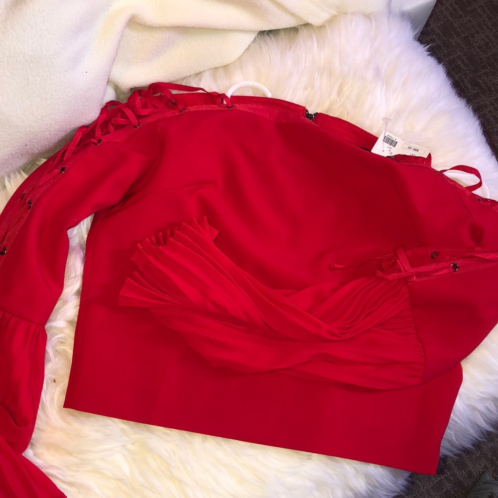 Gracia red crop top